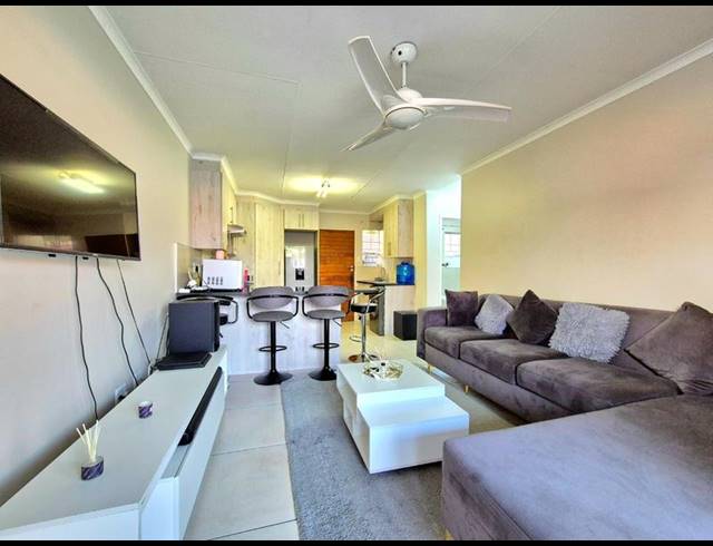 2 BEDROOM TOWNHOUSE FOR SALE IN NGWENYA RIVER ESTATE